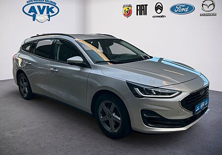 Ford Focus Turnier Cool & Connect mit AHK,Navi