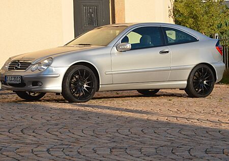 Mercedes-Benz C 180 Kompr. Sportcoupe W203 CL, Guter Zustand!