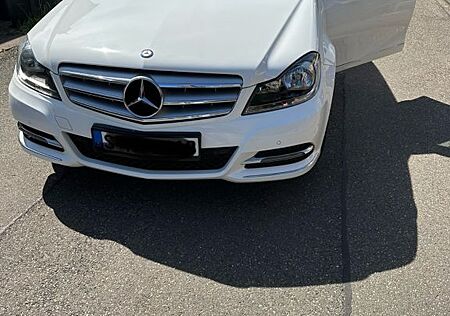 Mercedes-Benz C 180 -CGI