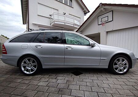 Mercedes-Benz C 200 KOMPRESSOR T ELEGANCE Elegance