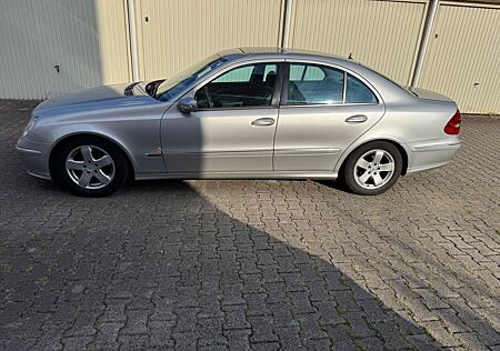 Mercedes-Benz E 270 CDI AVANTGARDE Avantgarde