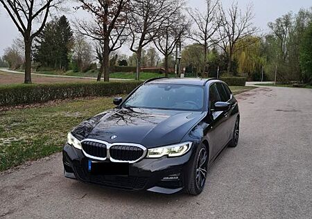 BMW 318d G21 M Sport