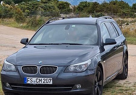 BMW 525d xDrive touring Edition Exclusive Editio...