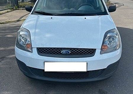Ford Fiesta 1.3 Ambiente TÜV+AU NEU