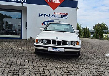 BMW 525I