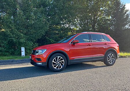 VW Tiguan Volkswagen 2.0 TDI SCR SOUND SOUND