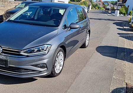 VW Golf Sportsvan Volkswagen 1.5 TSI Highline LED