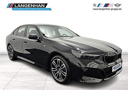 BMW i5 eDrive40 M Sport HUD AHK Lenkradheizung
