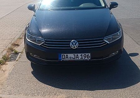 VW Passat Volkswagen 1.6 TDI DSG Comfortline Comfortline