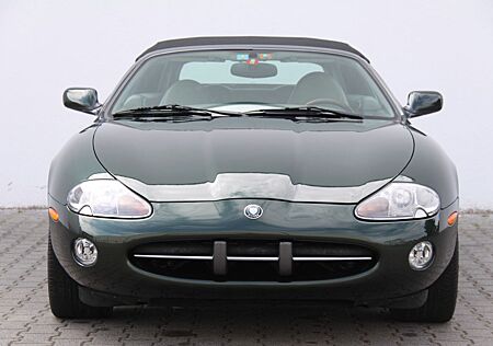 Jaguar XK8 Cabrio 3 Jahre Garantie