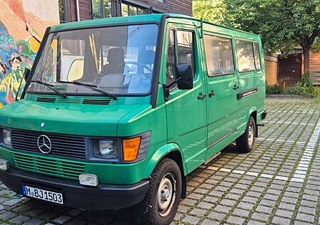 Mercedes-Benz T1 310 Bremer