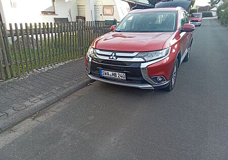 Mitsubishi Outlander 2.0 MIVEC Plus ClearTec 2WD Plus