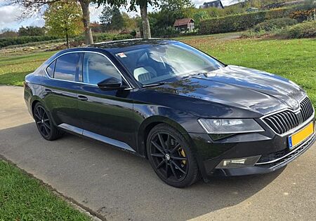 Skoda Superb 2.0 TDI SCR 140kW DSG Style Style