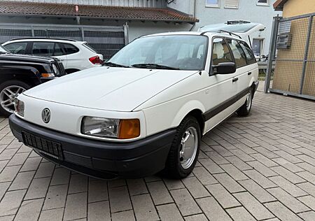 VW Passat Variant Volkswagen 1.8i CL
