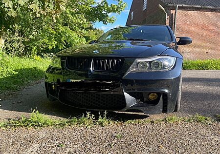 BMW 325i - M-Paket
