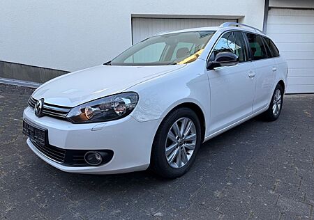 VW Golf Volkswagen 1.6 TDI Variant *DSG*SHZ*KLIMA*TEMPOMAT*AHK