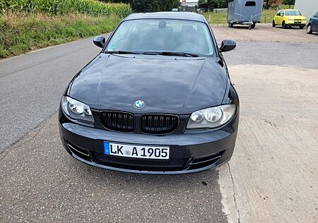 BMW 120i Coupé -