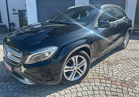 Mercedes-Benz GLA 180