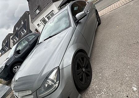 Mercedes-Benz C 250 CDI Sport Coupé Autom. Sport