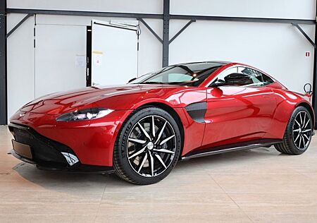 Aston Martin V8 Vantage 4.0 V8 - Hyperred metallic