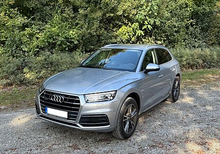 Audi Q5 2.0 TDI Quattro Shz/ Xenon/ Ahk/ Teilleder