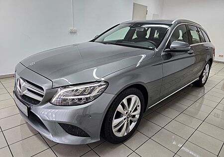 Mercedes-Benz C 180 T-Modell Avantgarde LED Navi Kamera 17"
