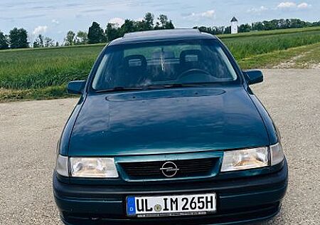 Opel Vectra 1.6i GL GL