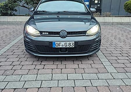 VW Golf Volkswagen 2.0 TDI DSG BMT GTD GTD