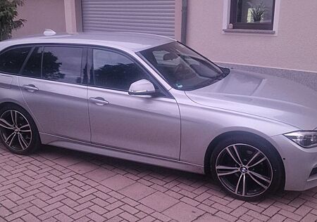 BMW 320d xDrive Touring Steptronic M Sport individua