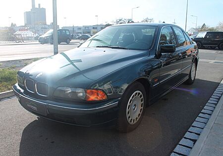 BMW 520i / Klimaautomatik / Schiebedach / El.Fenster