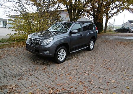 Toyota Land Cruiser 3.0 D-4D 60th Anniversary Autom...
