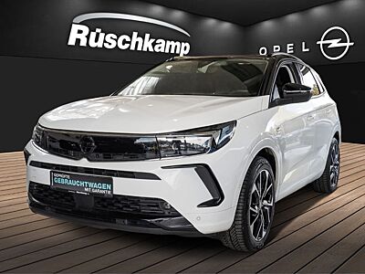 Opel Grandland GSe Plug-in Hybrid 4 Matrix LED