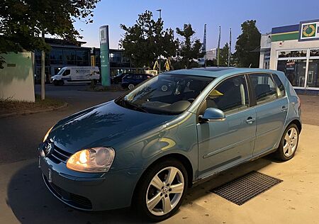 VW Golf Volkswagen V 1.6 FSI
