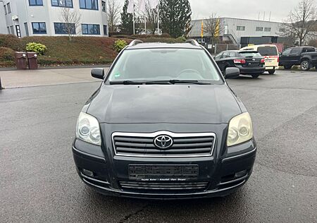 Toyota Avensis Kombi 2.0 D-4D Sol
