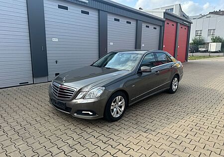 Mercedes-Benz E 350 CGI BlueEFFICIENCY AVANTGARDE | TÜV/AU NEU