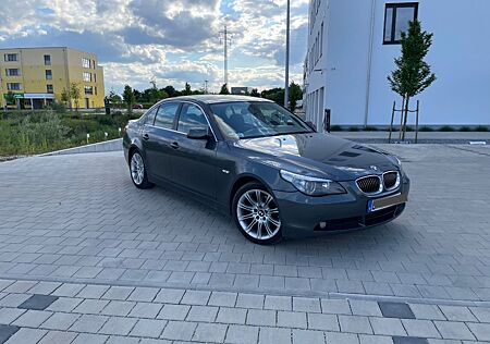BMW 520i 2,2L 6 Zylinder