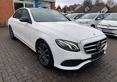 Mercedes-Benz E 220 d PANORAMA NIGHT PAKET HUD CAM AHK