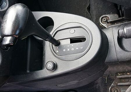 Ford Fiesta Ghia AUTOMATIK, NAVI, KLIMA, PARKTRONIK