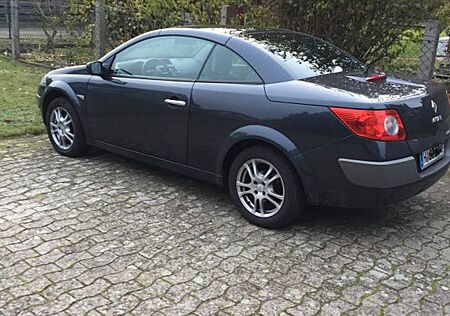 Renault Megane Coupé-Cabriolet Privilege 2.0 16V Exp...