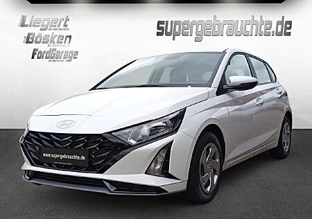 Hyundai i20 Select*NAVI*KAMERA*SZH*