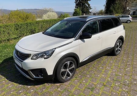 Peugeot 5008 1.2 130 EAT8 Allure 7-Sitze