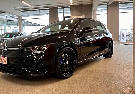 VW Golf Volkswagen R Performance 4M DSG Matrix Pano DCC Akra
