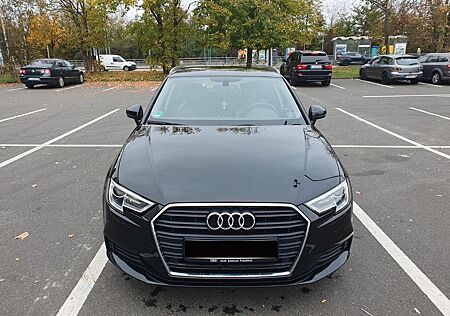 Audi A3 35 TDI Sportback Xenon Plus Navi SHZ PDC