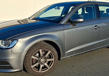 Audi A3 1.4 TFSI Attraction Sportback Attraction