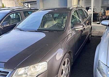 VW Passat Variant Volkswagen Highline