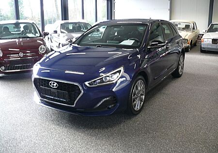 Hyundai i30 Passion +Kamera,Lenkradheizung,Navi