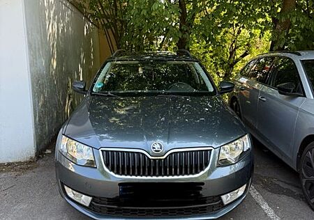 Skoda Octavia 2.0 TDI DSG Drive Combi Drive