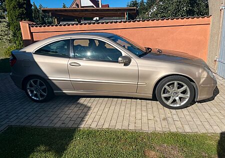 Mercedes-Benz C 180 C180 Sportcoupé -