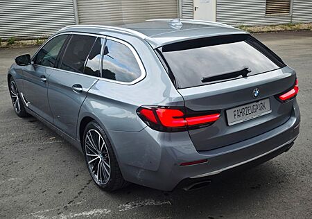 BMW 530d Luxury Line*HUD*PANO*H&K*KOMFORT*ADAPTIVE*