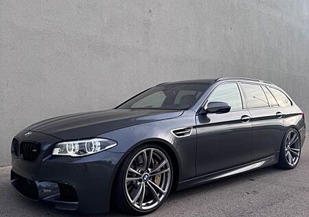 BMW M550d xDrive Touring M5 Paket LED NBT EVO